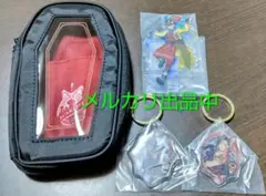 ツイステ 一番くじ スカラビア寮 ポーチ アクリルスタンド カリム ジャミル