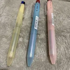 ボールペンセット イエロー ブルー ピンク　サラサ
