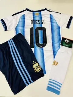 130cmアルゼンチン新モデル　メッシ　子供サッカーユニフォーム三点セット