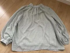 グリーンブラウス