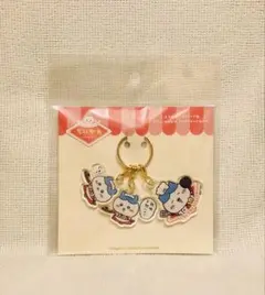ちいかわレストラン☆ハチワレの3連アクリルチャーム☆キーホルダー