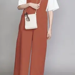サロペットのサムネイル