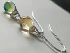 爽やかでオススメ　明るいきもちに プチ　グリーン＆イエローチェコガラス
