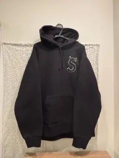 2026年最新】supreme sロゴ パーカー ツノの人気アイテム - メルカリ