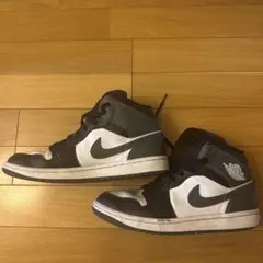 Nike Air Jordan グレー/ホワイト スニーカー