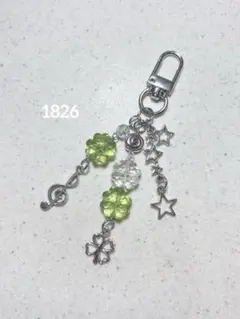 ビーズキーホルダー 緑 音符 クローバー 星 韓国 平成 y2k