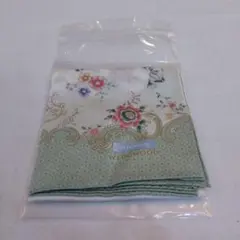 WEDGWOOD ウェッジウッド　花柄ハンカチ 約45cm x 45cm