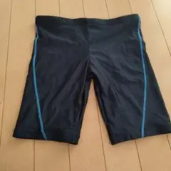 黒の水着 サイズ160