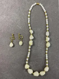 20.488【ネックレス　イヤリング　セット】　貝　シェル