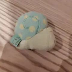 すみっコぐらし　にせつむり　てのりぬいぐるみ