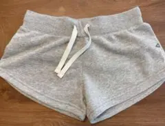 Reebok ショートパンツ
