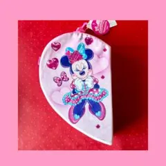 ディズニー　パルパルーザ　ミニーのファンダーランド　ポータブルクッション