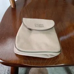 Item thumbnail for item 64f2e629-c9c8-4112-94d6-efca21d4956a