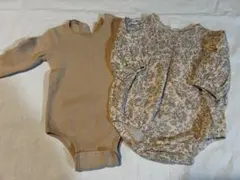ベージュ　花柄　ロンパース