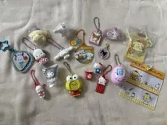 サンリオ キャラクターズ ミニチュア キーホルダー 17点セット 新品