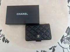 CHANEL マトラッセ コンパクトウォレット ココマーク ブラックのサムネイル
