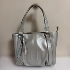 Item thumbnail for item af31003d-94b6-4e51-9dad-545014206d19