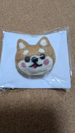 ハンドメイド 羊毛フェルト 柴犬 ブローチ
