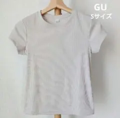 試着のみ　GU ベージュ 半袖 Tシャツ　Sサイズ