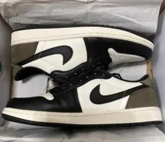 ＊NIKE スニーカー　AIR JORDAN1 RETRO OG MOCHAのサムネイル
