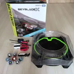 ベイブレードまとめ売り バトルスタジアム＆ベイブレード7個＆ベイバトルパス