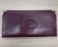 カルティエ Cartier イタリア製 バーガンディ 二つ折り財布のサムネイル