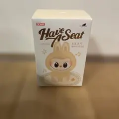 ラブブ　have a seat