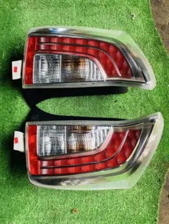 トヨタ プリウス ZVW30 純正 テールランプ 右 STANLEY 47-55 - メルカリ