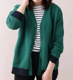 新品 ベルーナ シアーカーディガン 透かし編Ｖネックデザインカーディガン M