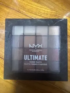 NYXアイシャドウ