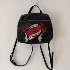 「アプリラ様専用」CHARLES & KEITH ミニリュック ブラック Sのサムネイル
