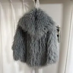 RiverIsland ペールブルーボリュームファーコート