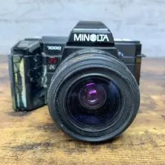 Minolta XL-400 8ミリカメラ ジャンク 純正ケース付 Minolta XL-400 8ミリカメラ ジャンク 純正ケース付 - メルカリ