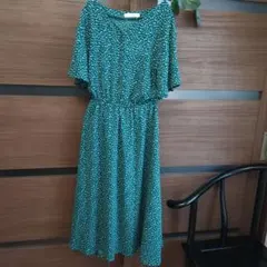 URBAN RESEARCHグリーン ドット柄 ロングワンピース 半袖