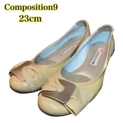Composition9 パンプス　エナメル　バックル　ベージュ　23 ウェッジのサムネイル