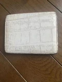 【最終値下げ】FURLA名刺入れ・定期入れ