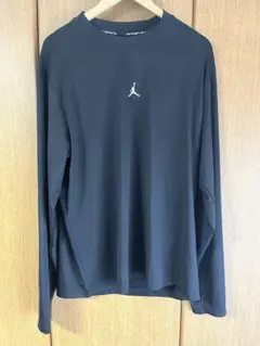 【ナイキオンライン完売品】ジョーダン長袖 ジョーダンスポーツエッセンシャルのサムネイル