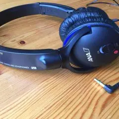 【値下げ】ANA 仕様のノイズキャンセリング機能付きヘッドホン！