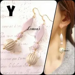 Y 揺れるレトロホワイト✕マットカラーひねりビーズロングピアス♪