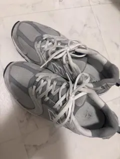 New Balance530 グレー スニーカー