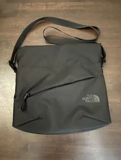 THE NORTH FACE ザノースフェイス　ピレネーショルダーバッグ　L 黒