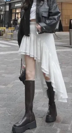 GRLアシンメトリー レース ロングスカート ホワイトのサムネイル