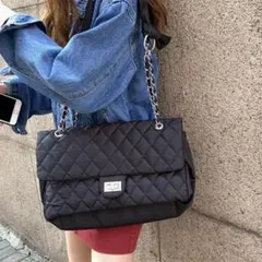 【セール】レディーストートバック キルティングブラック韓国　軽量 　オシャレ