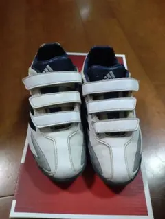 トレーニングシューズ シューズ