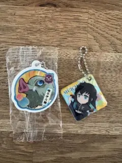 くら寿司　びっくらポン　鬼滅の刃　キーホルダー　無一郎　伊之助
