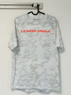 UNDER ARMOUR 迷彩柄 半袖Tシャツ