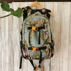 【美品！】DAKINE ダカイン バックパック リュック ボタニカル柄のサムネイル