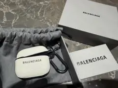 バレンシアガ AirPodsケース 355679 グレー ラメ - メルカリ