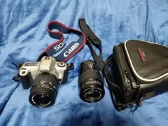 【超豪華！電池付】Canon New EOS Kiss フィルム5本 ＋ バッグ 超豪華！電池付】Canon New EOS Kiss フィルム5本 ＋ バッグ - メルカリ