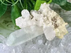 Misty Peaks山入り•グリーンガーデンファントムクォーツ ブレスレット